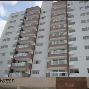 Everest Flat Caldas Novas